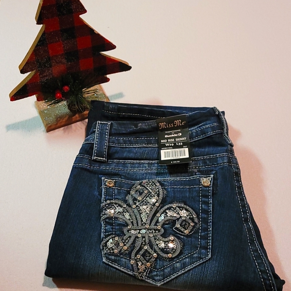 Mid rise skinny Miss Me jean